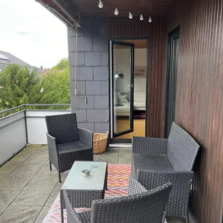公寓 Stylish 2-room With Balcony & Great Location
