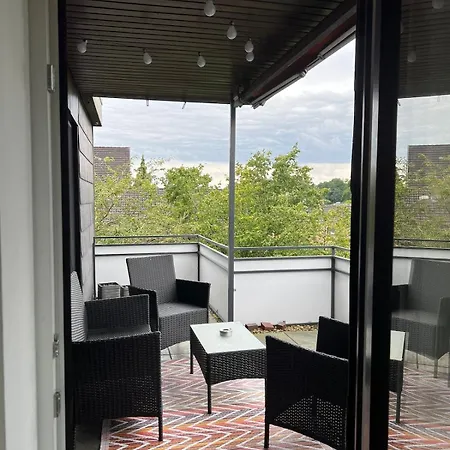 Stylish 2-room With Balcony & Great Location